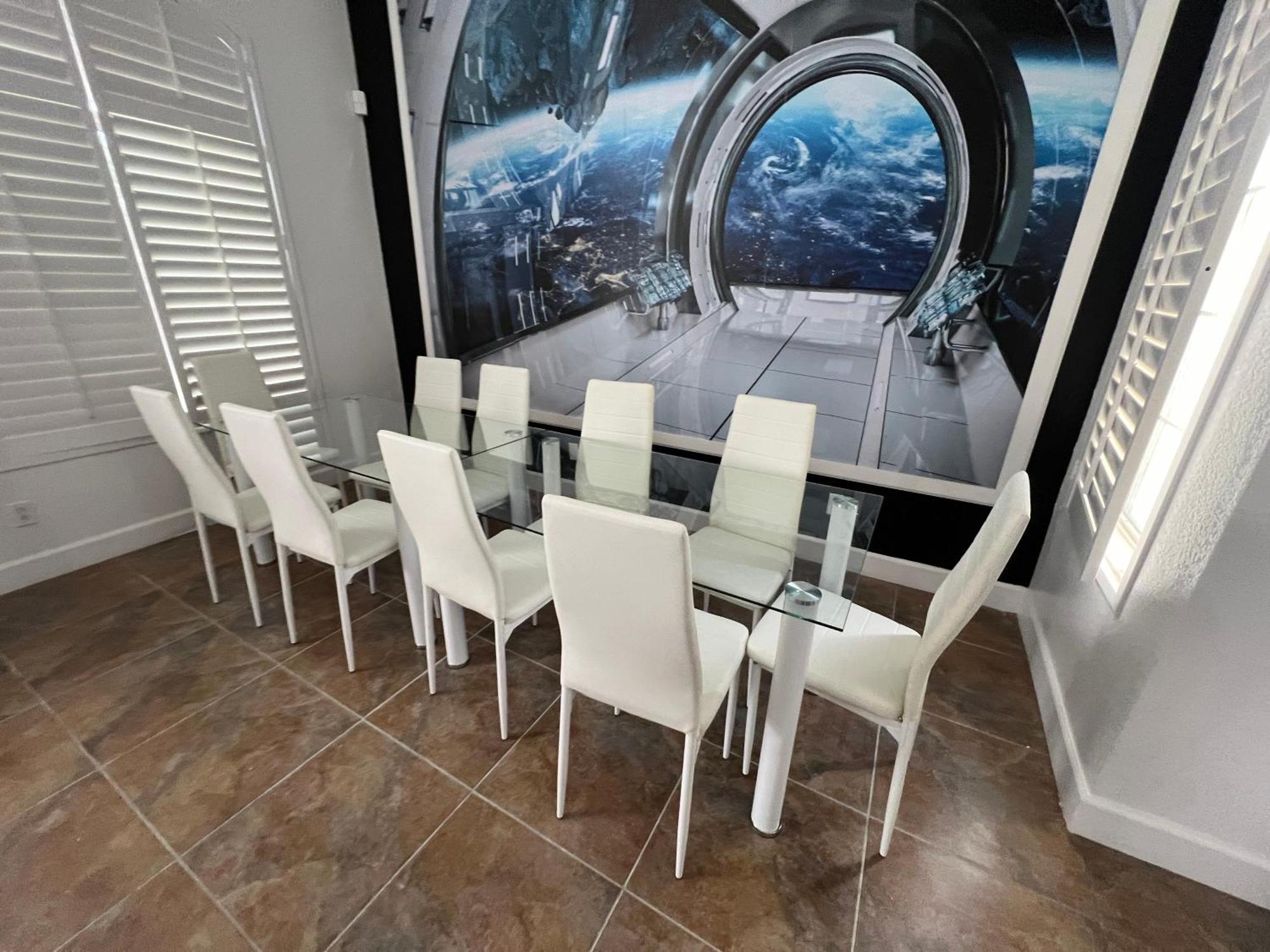 Comfy Expansive Home - Near The Strip - Heated Pool Las Vegas Eksteriør billede