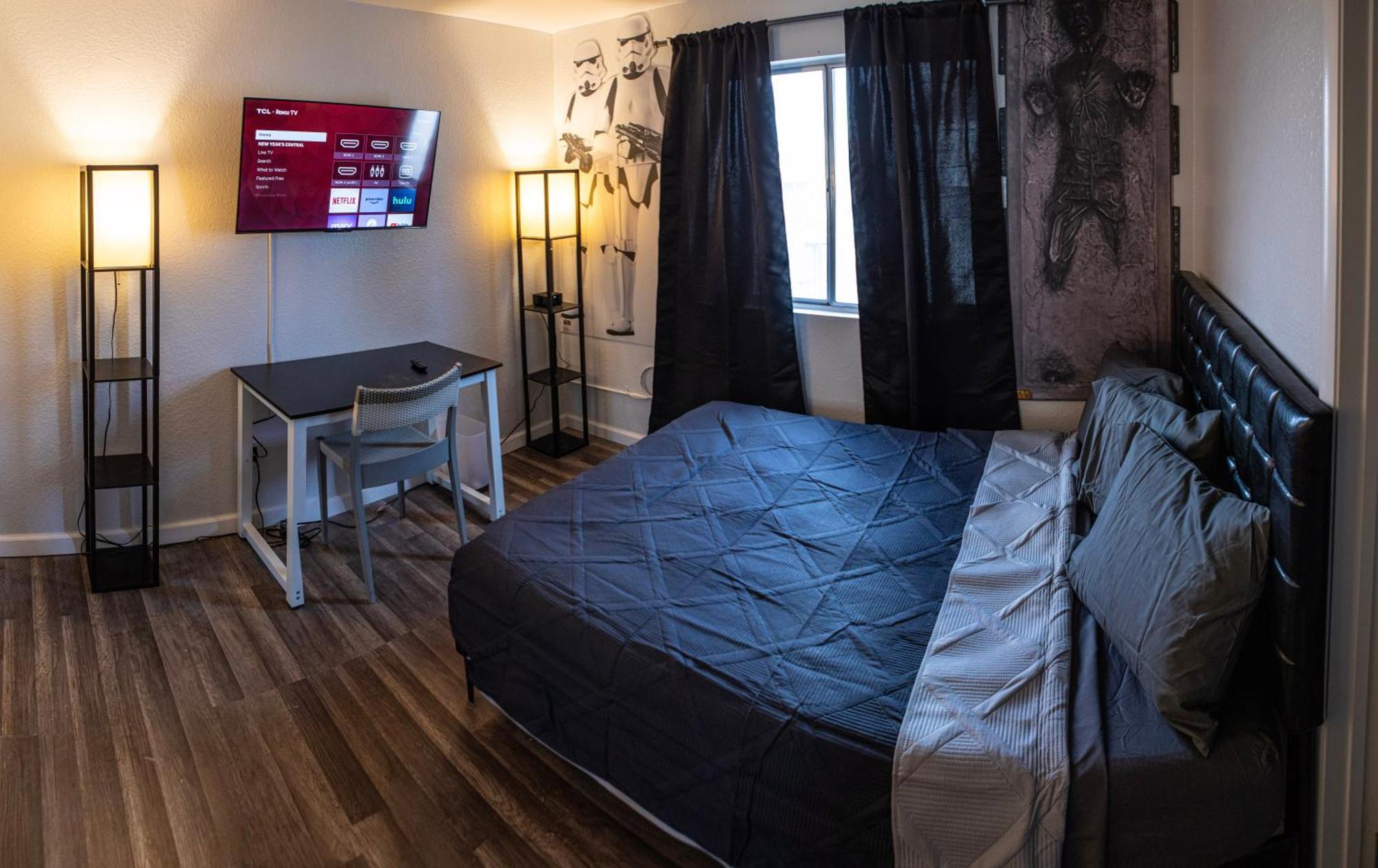Comfy Expansive Home - Near The Strip - Heated Pool Las Vegas Eksteriør billede